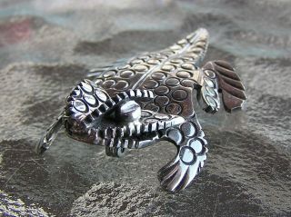 Collectible Horned Toad Handmade Brooch By Famed Navajo Ben Yazzie Nickel Silver
