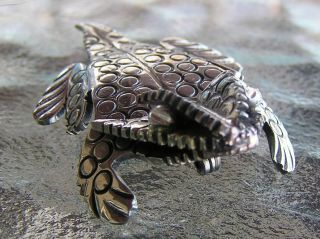 Collectible Horned Toad Handmade Brooch by Famed Navajo Ben Yazzie Nickel Silver 2