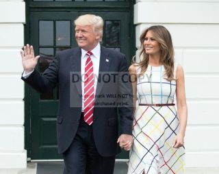 President Donald Trump And First Lady Melania In 2017 - 8x10 Photo (op - 479)