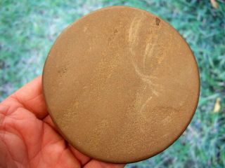 Fine 4 1/8 Inch Tennessee Hardstone Sun Disc With Arrowheads Artifacts