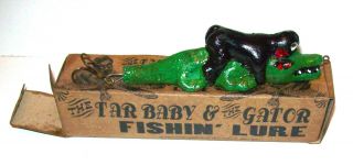Vintage Black Americana Baby & Gator Old Florida Souvenir Boxed Fishing Lure