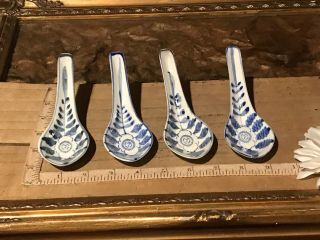 4 Antique Vintage Porcelain Asian Spoons Hand Painted Blue & White 2
