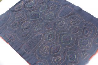 Kuna Mola Maze desing,  Folk Art,  Reverse Applique hand sewn,  Textile Art 3
