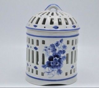 Contemporary Chinese Porcelain Blue & White Lidded Box W/ Pierced Sides & Lid