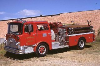 Vicksburg Ms Engine 1 1972 Mack Cf Pumper - Fire Apparatus Slide