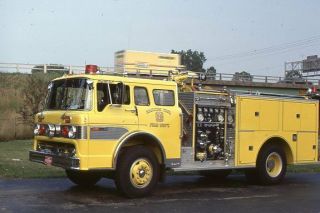 Warren Twp In 1979 Ford C Pierce Pumper - Fire Apparatus Slide