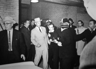 5x7 Pulitzer Prize Winning Photo - Jack Ruby Shoots Lee Harvey Oswald