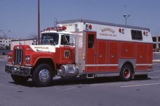 Rockville Md Rescue Squad 3 1983 Mack R Saulsbury - Fire Apparatus Slide