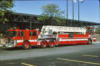 Fire Apparatus Slide,  Truck 2,  Niles / Il,  1993 Pierce Tiller