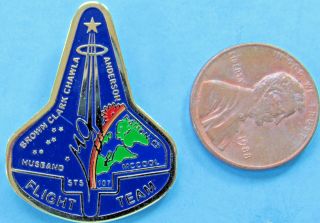 NASA PIN vtg STS - 107 FLIGHT TEAM - Space Shuttle COLUMBIA McCool Husband Chawla 3