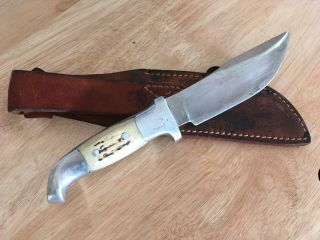 R.  H.  Ruana Bonner Montana M Knife With Leather Scabbared