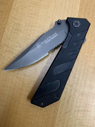 Smith And Wesson Knife