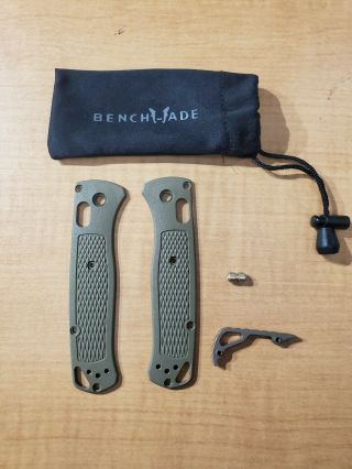 535 Bugout Rockscale Design Backspacer W/green Scales & Thumb Stud