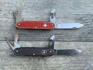 Victorinox Pioneer Alox Swiss Army Knives Black And Red With Old Cross