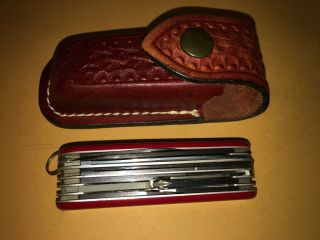 Victorinox Officer Suisse Multi - Tool Swiss Army Knife 16 Function Saws Magnifier