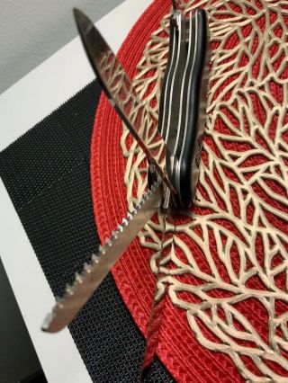 VINTAGE Victorinox Black Swiss Army Trekker Knife w/large locking blade & tools 2