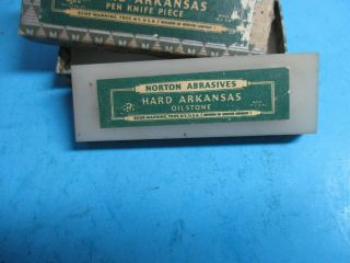 Vintage Norton Hard Arkansas Translucent Hb13 Pen Knife Piece Oil Stone & Box