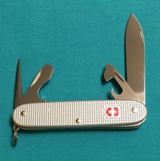 Victorinox Swiss Army Pocket Knife - Silver Alox Pioneer - Multi Tool