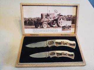 CASE Tractor Jack Knife Set 1954 Case Farm Tractor Collector Set in Wooden Box 2